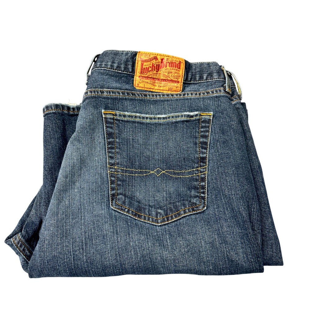 Lucky Brand Jeans Mens 40 (40x31 ACTUAL) Bootcut Blue Denim Dungarees Faded Wash